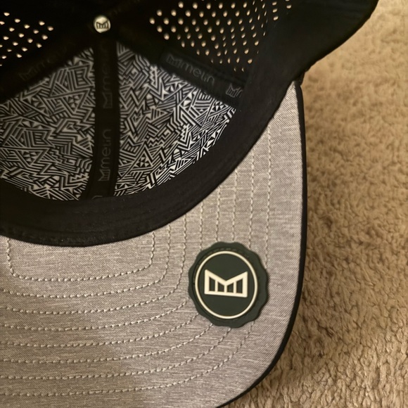 Camouflage Black Melin Hat - Picture 4 of 6